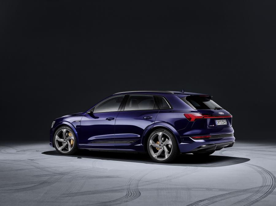  Audi e-tron S 2020 года  (WW) (фото 33 из 62)